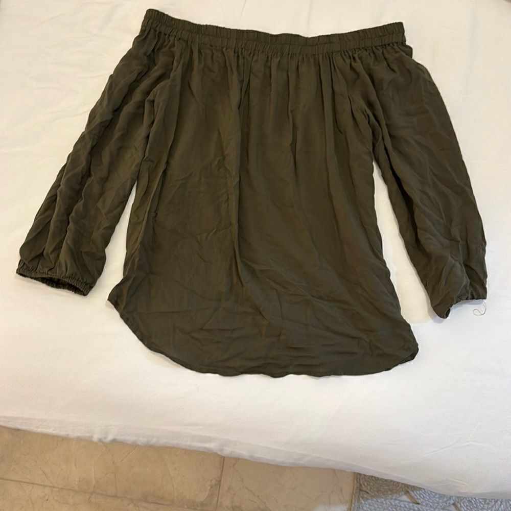 SPLENDID Green Casual Off Shoulder Top 3/4  Sleeves small